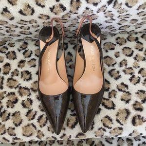 Louis Vuitton pump size 39 brown